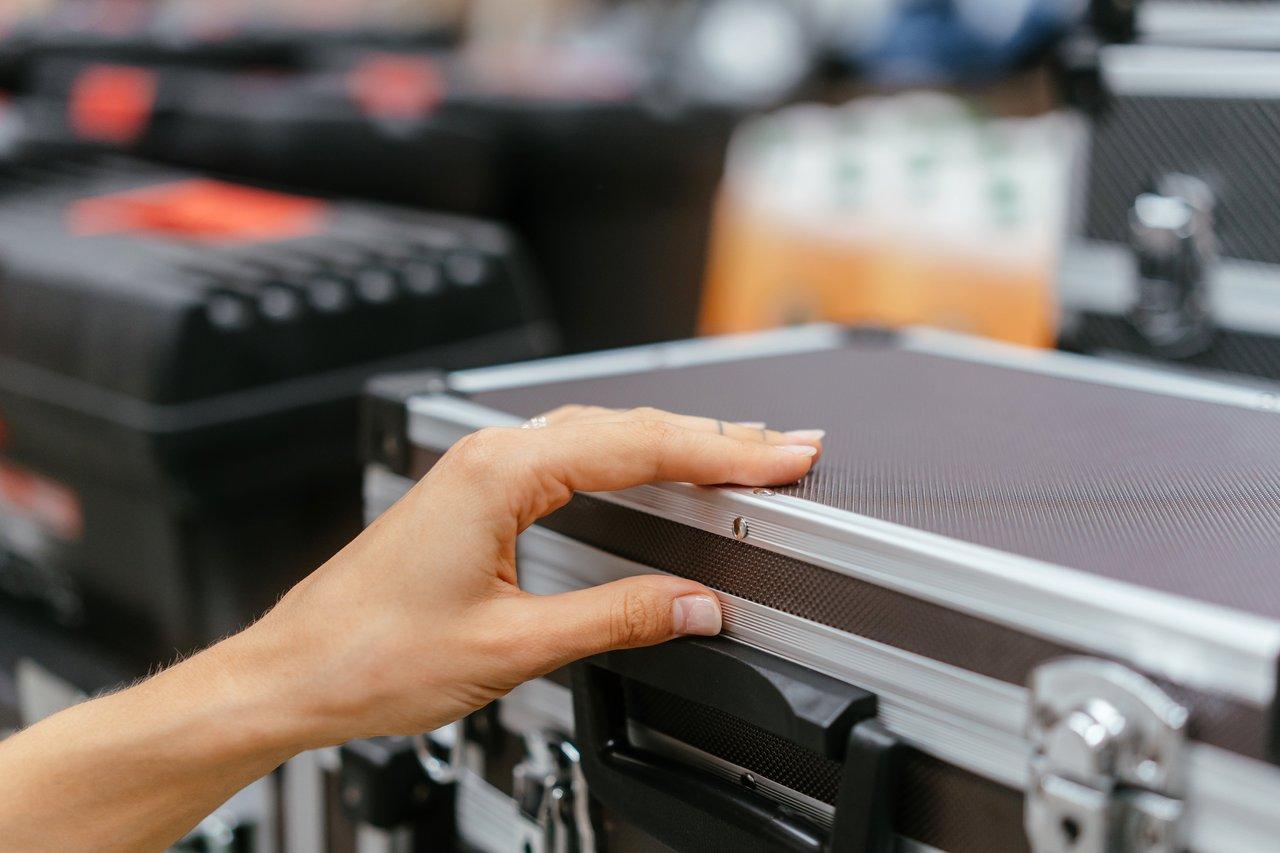 Accessoires indispensables pour saxophone alto débutant : budget et astuces