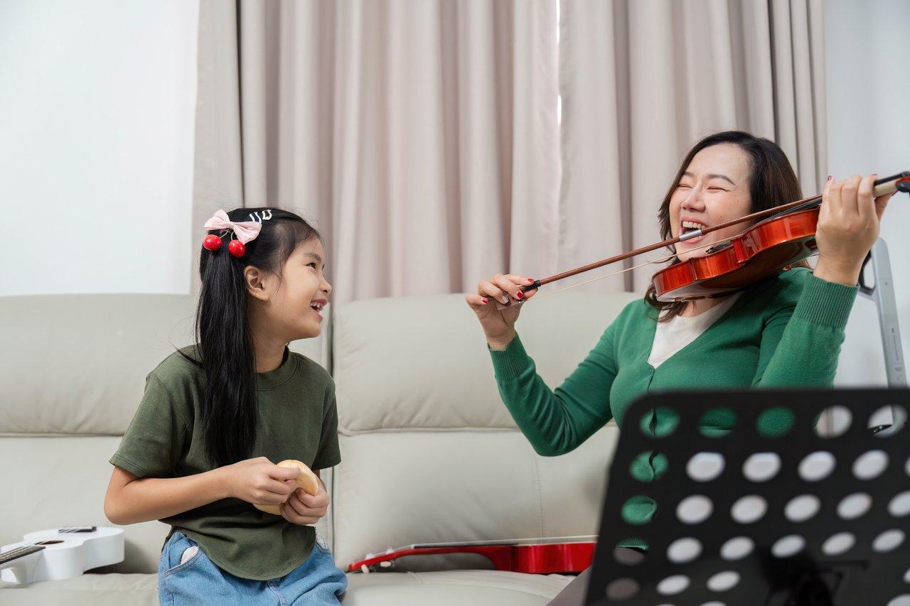 Apprendre à jouer au métronome : réglages conseillés pour débutants piano et batterie
