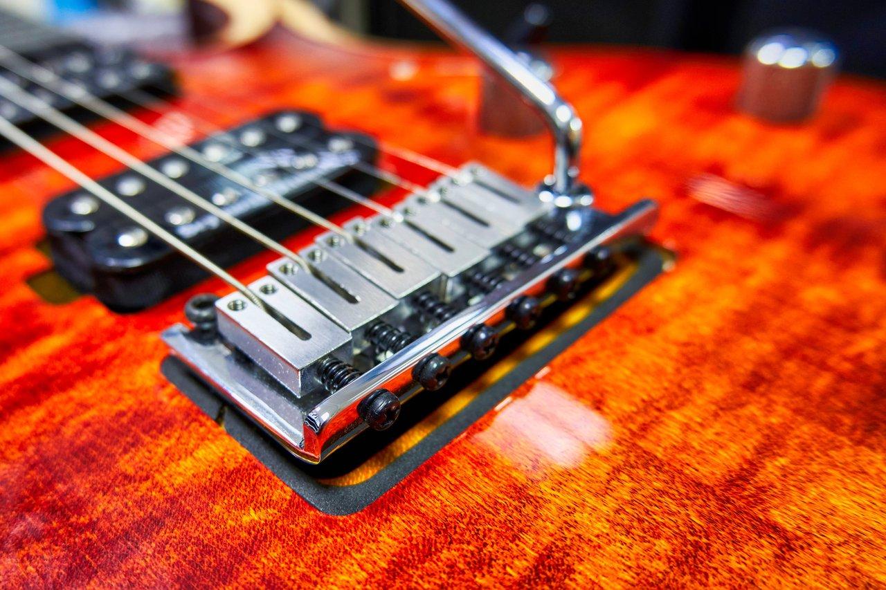 Détecter une microphonie sur un humbucker : méthode simple à la maison