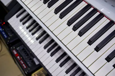 Coût mensuel et assurance de la location d’un piano numérique pour appartement