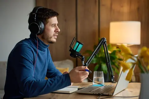 Test longue durée Audio-Technica AT2020 USB en podcast nomade : performance, robustesse et limites