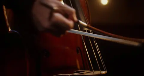 Top 5 méthodes YouTube fiables pour progresser au violoncelle en 2026