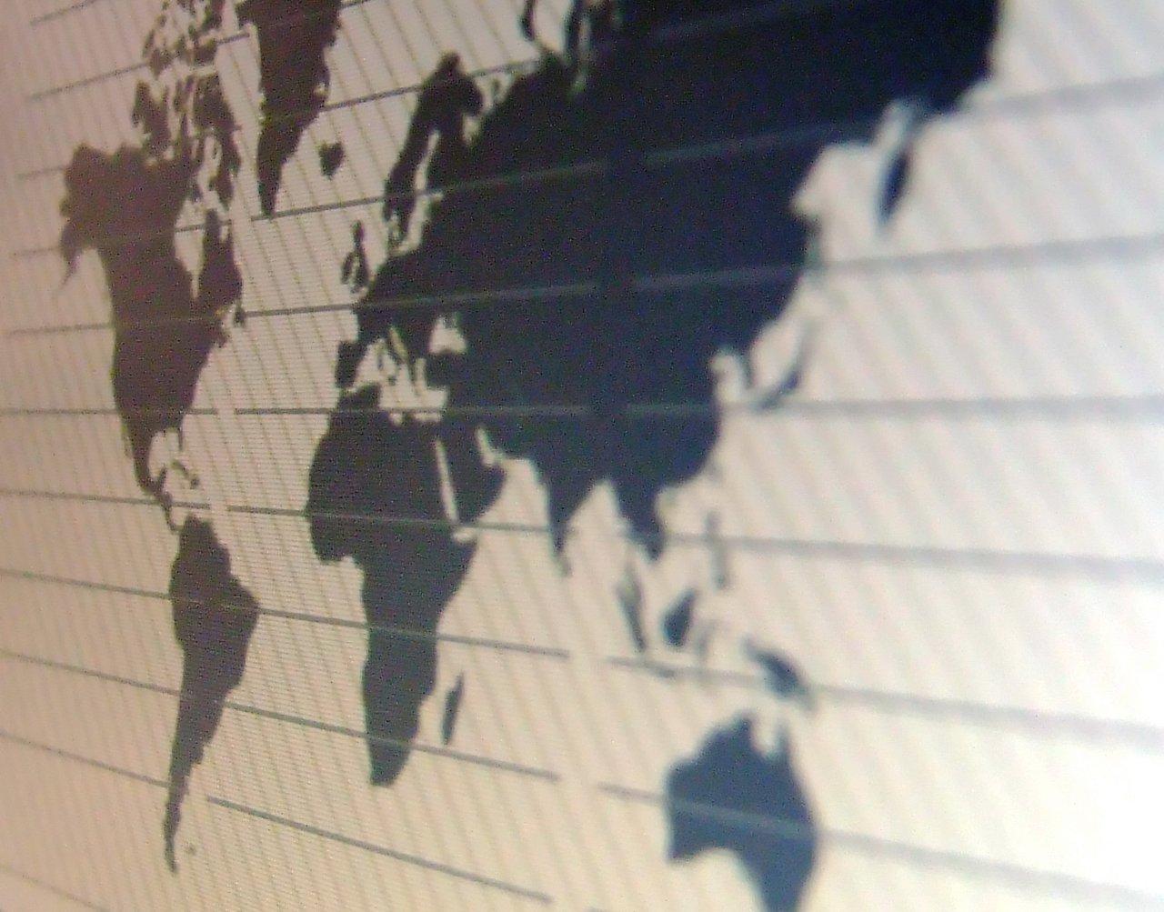 Carte illustrant les flux et échanges culturels musicaux internationaux liés aux politiques américaines, selon la 