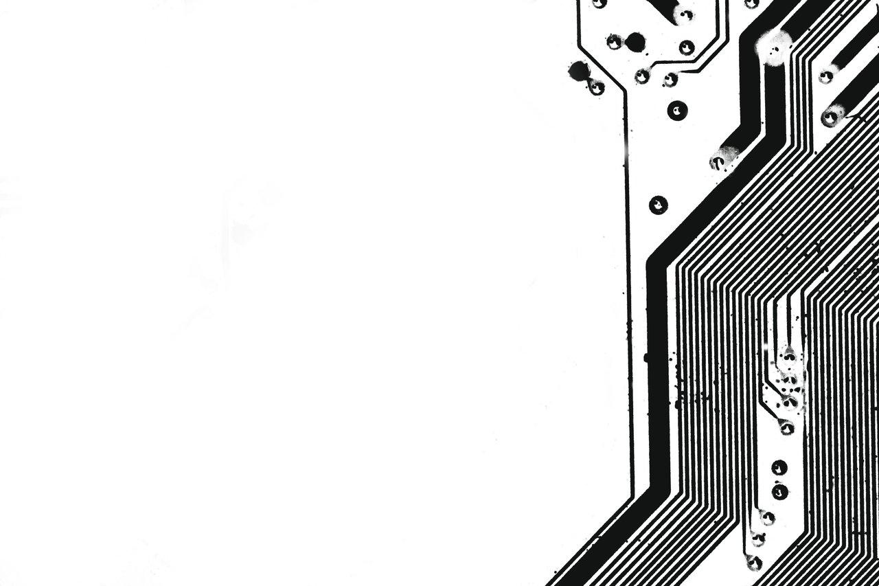Schéma de masse électronique illustrant la distinction entre masse analogique, numérique, châssis et mise à terre dans un circuit électronique.